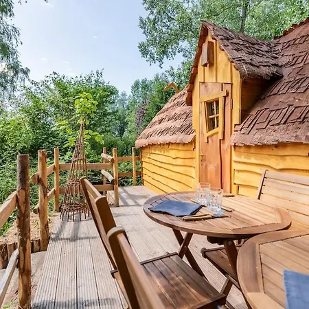 Au Pied Du Frene * Herzeele