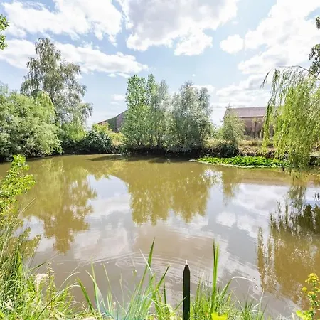 Фермерский дом Au Pied Du Frene