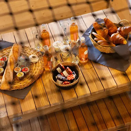 Фермерский дом Au Pied Du Frene