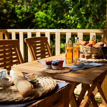 Au Pied Du Frene Фермерский дом *